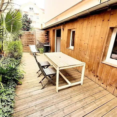 Hotel 6 Personnes, 2 Independants Avec Terrasse. Arcachon