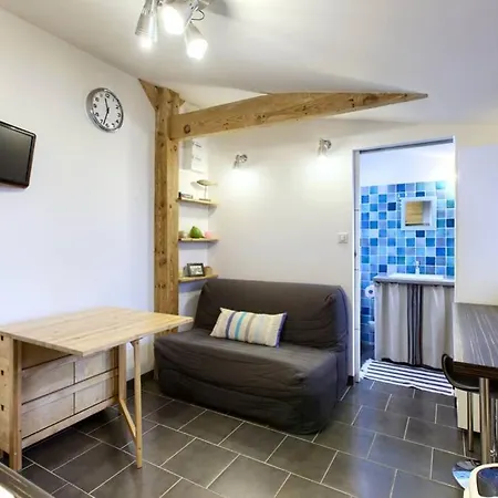 6 Personnes, 2 Independants Avec Terrasse. Hotel *