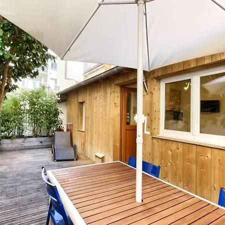 6 Personnes, 2 Independants Avec Terrasse. Hotel *